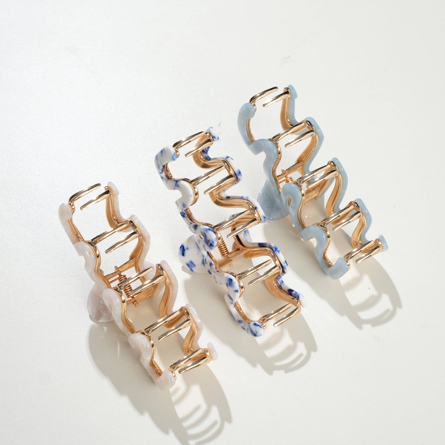 Willow Coastal Metal Squiggle Claw Clip – Large (4")