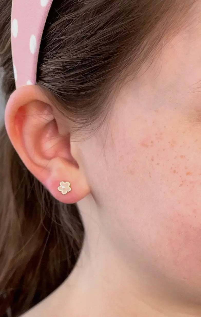 Pearl Flower Stud Earrings